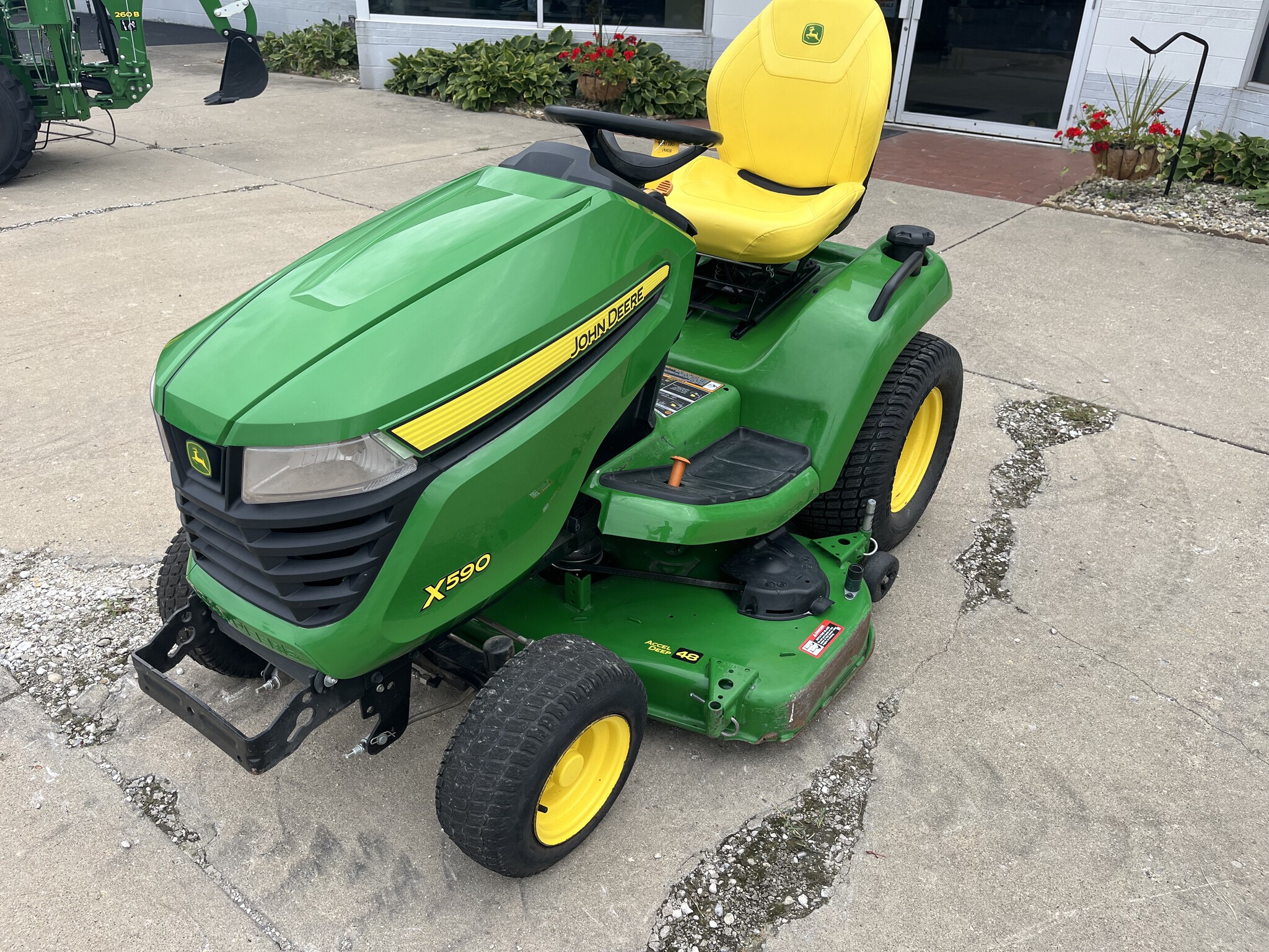 2024 John Deere X590 Image 1