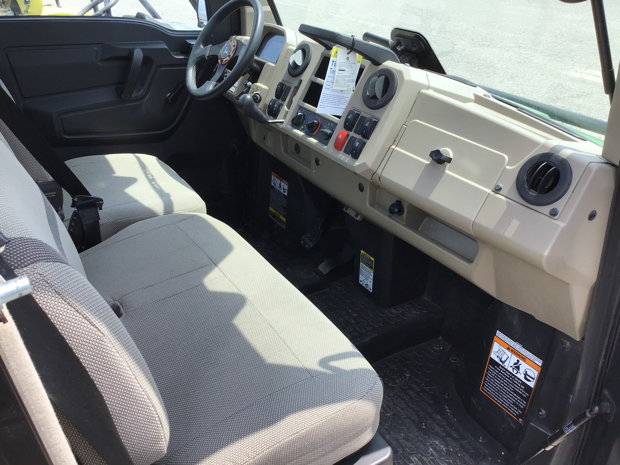 2023 John Deere XUV 835R Image 11