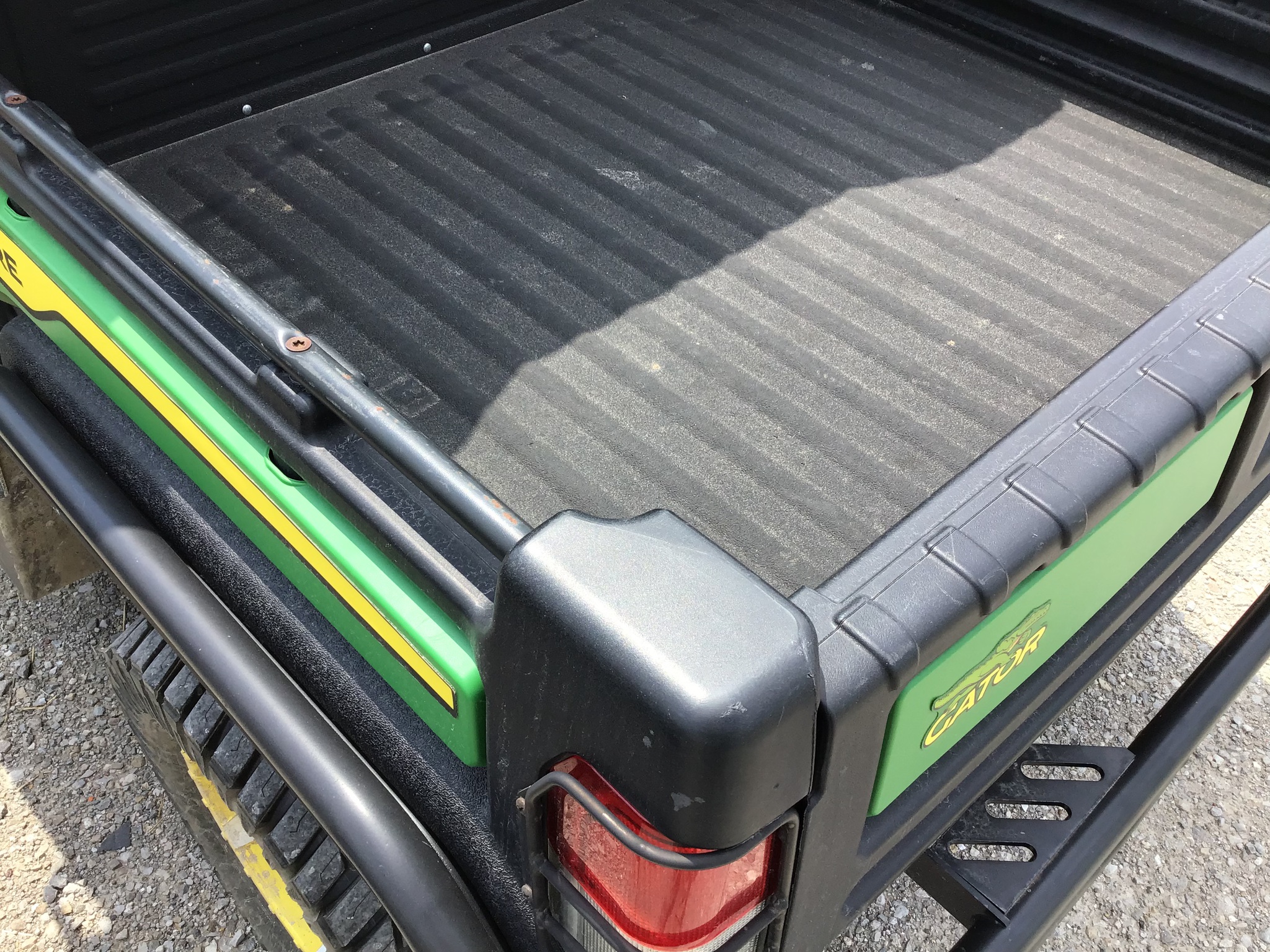 2023 John Deere XUV 835R Image 16