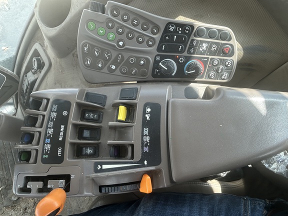 2012 John Deere 9560R (8th thumbnail)