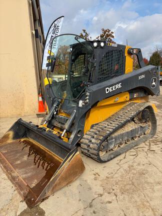 Photo of a 2024 John Deere 333G