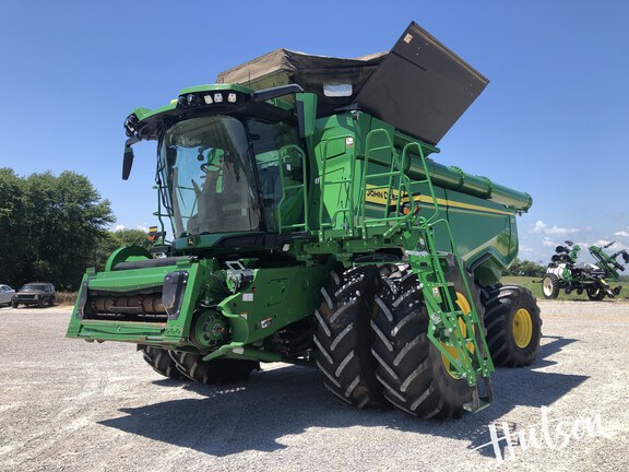 Photo of 2024 John Deere X9 1000
