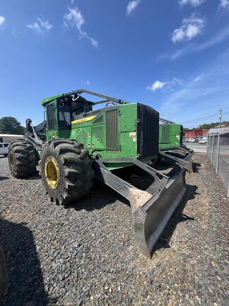 2021 John Deere 748L-II