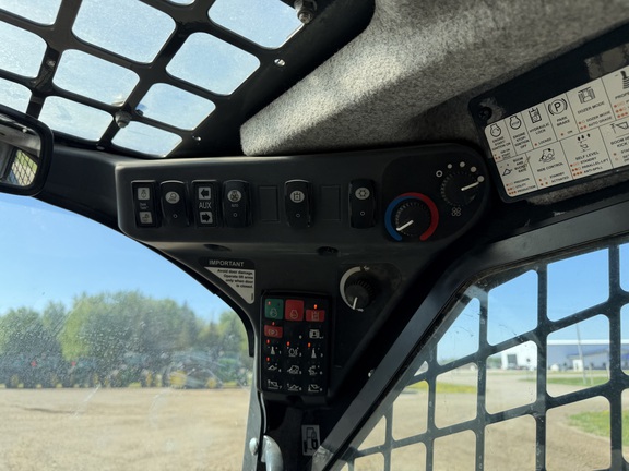 2023 John Deere 333G - Photo24