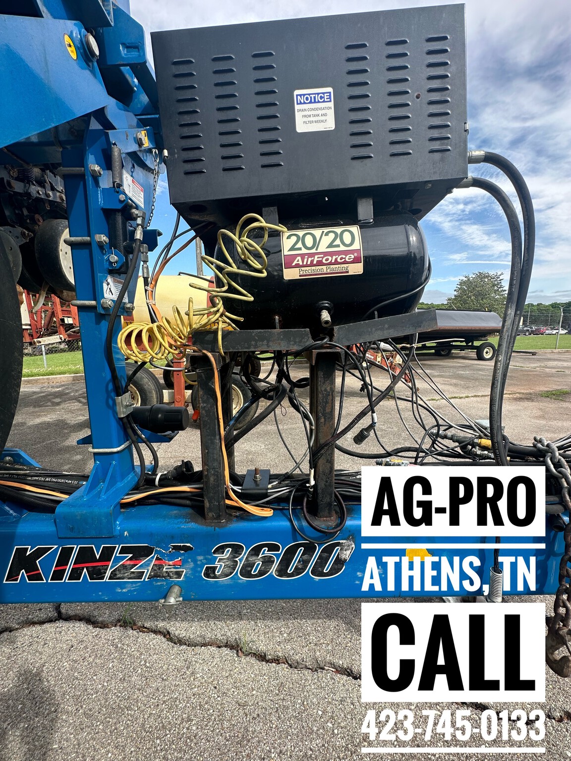 2015 Kinze 3600 Image 8