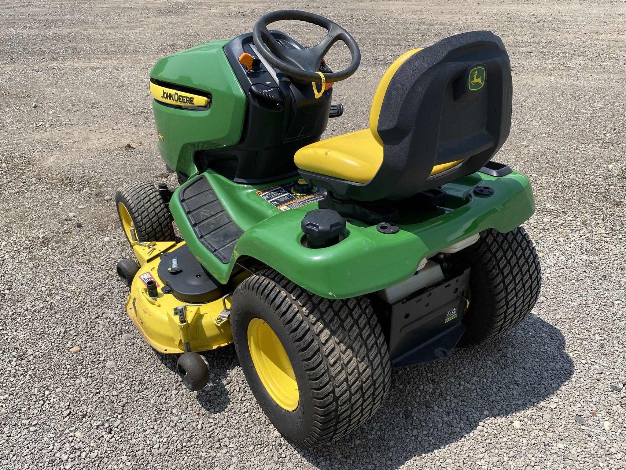 2011 John Deere X360 Image 5