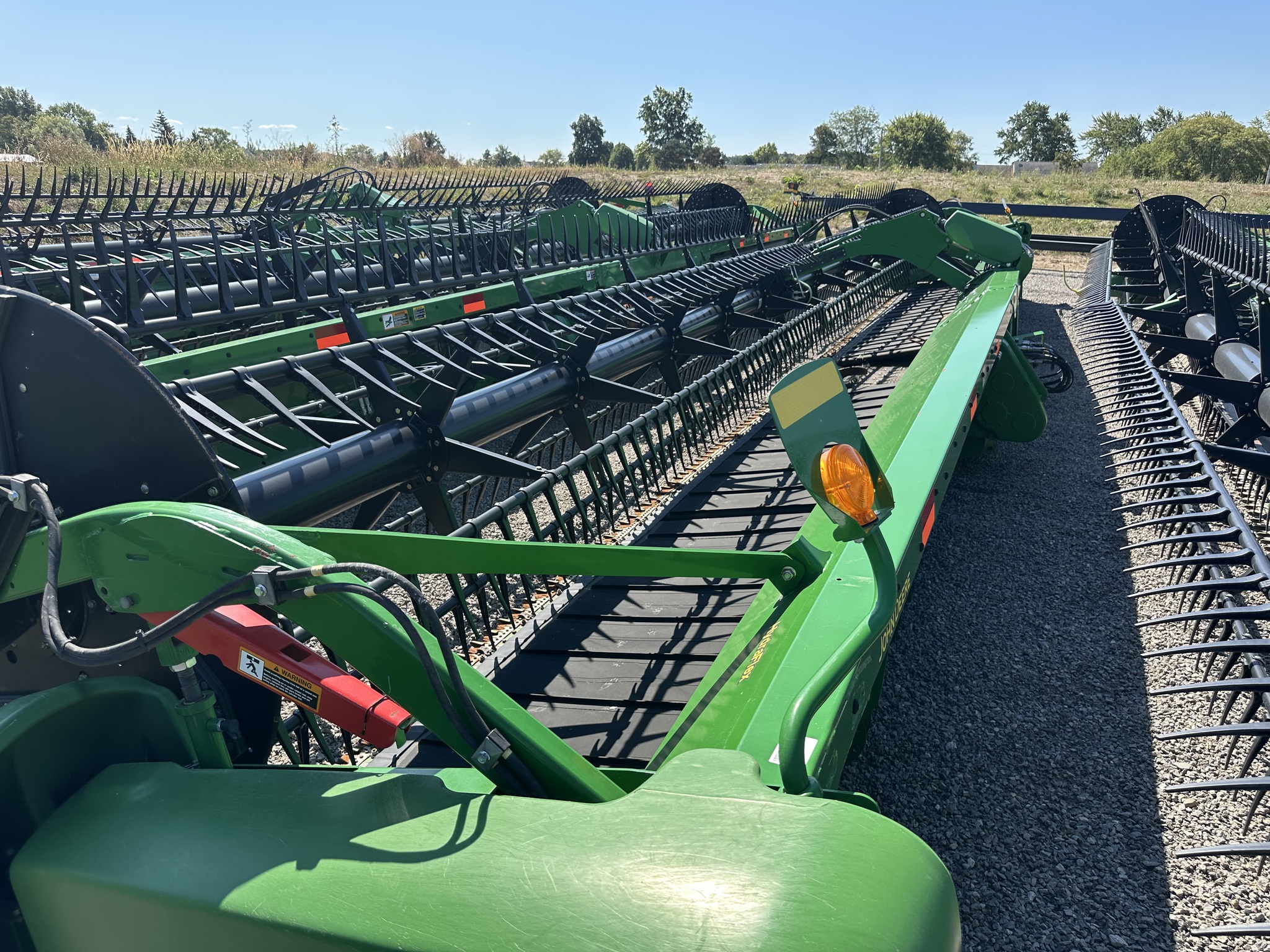 2016 John Deere 645FD Image 2