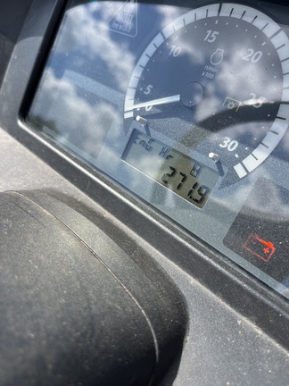 2019 John Deere 4044M Photo 6