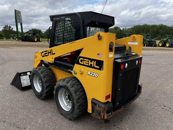 2023 Gehl R220 - Photo4