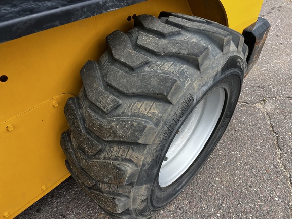 2023 Gehl R220 - Photo11