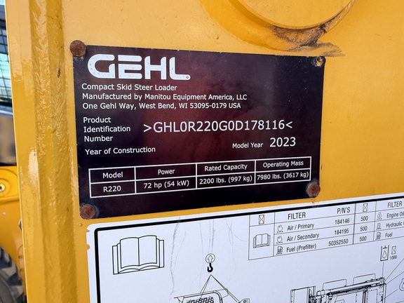 2023 Gehl R220 - Photo34