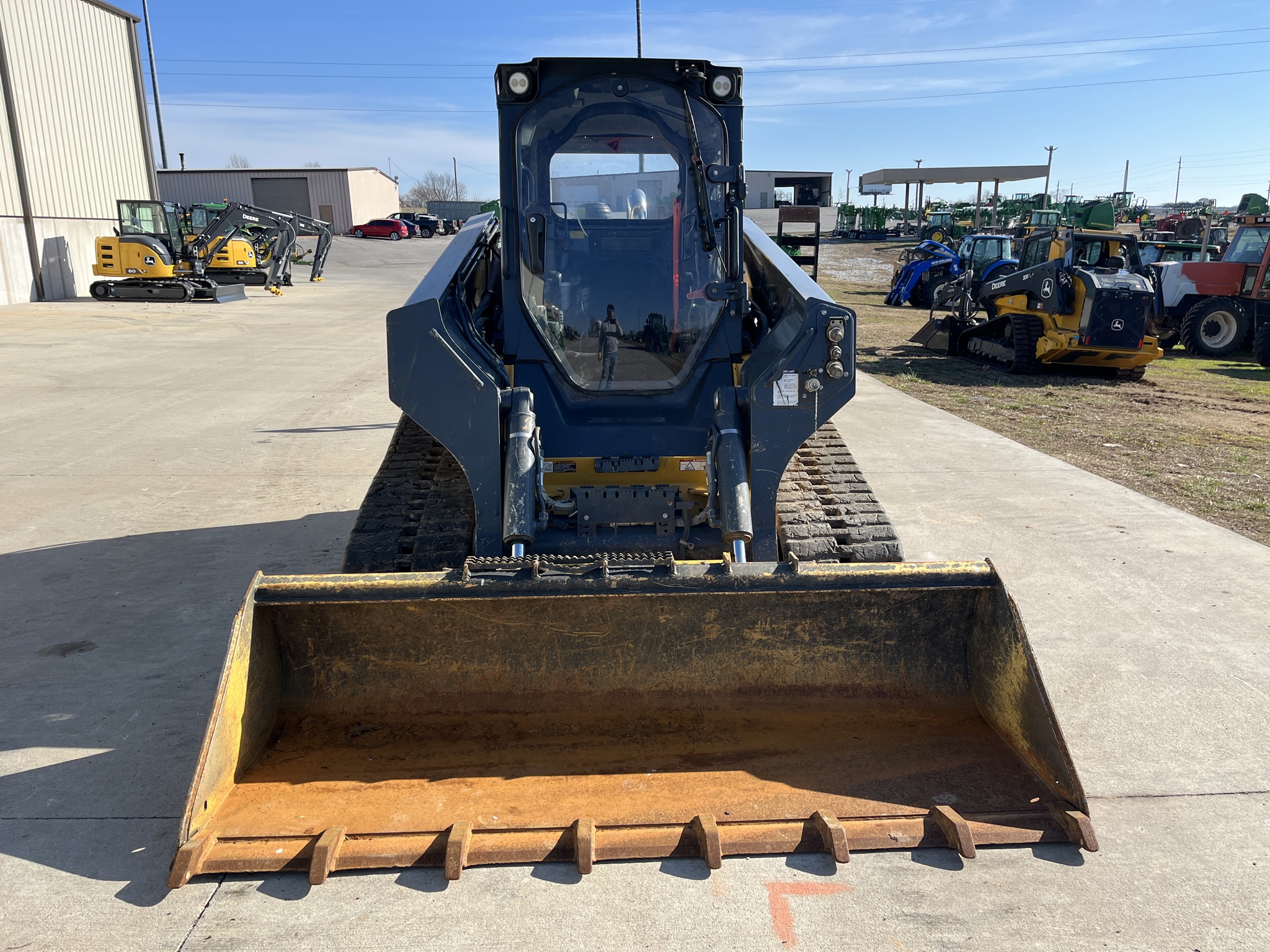  2020 John Deere 333G at Heritage Tractor in Rogersville, MO
