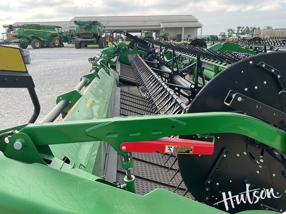 Photo of 2024 John Deere HD40F