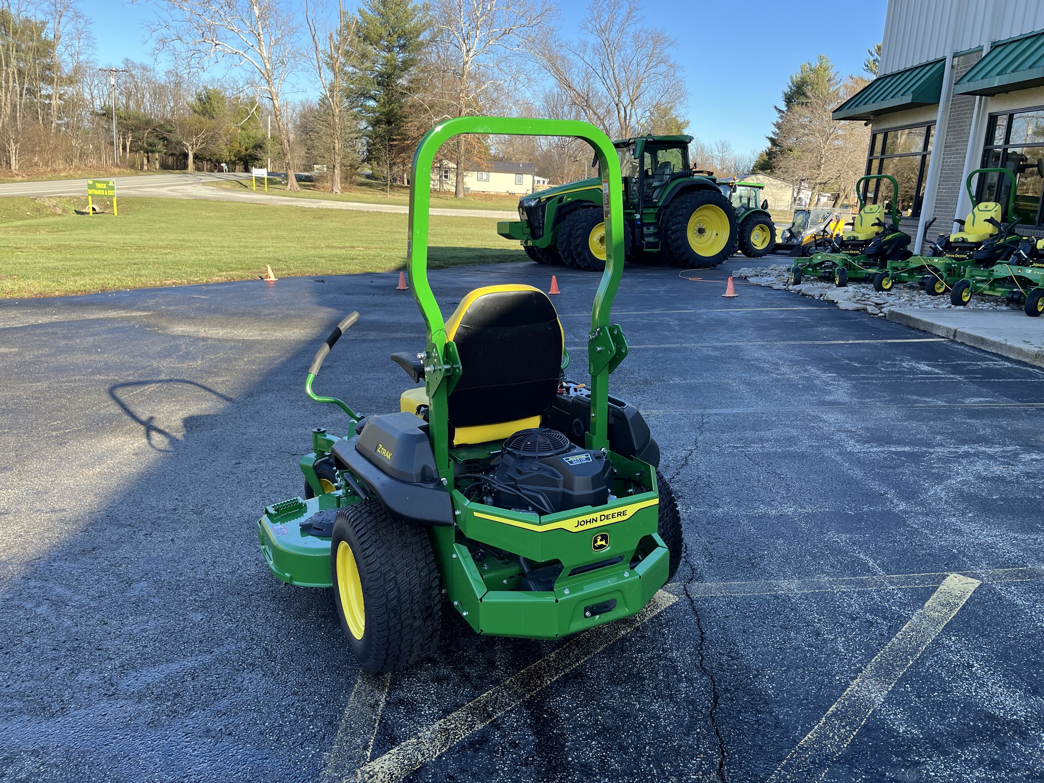 2024 John Deere Z730M Image 3