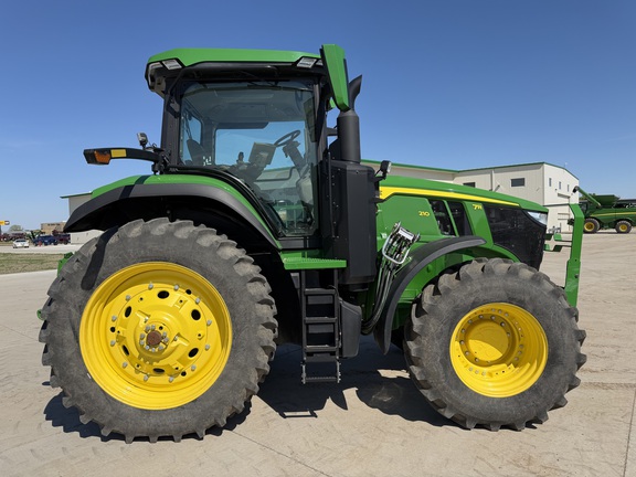 2023 John Deere 7R 210 - Photo2