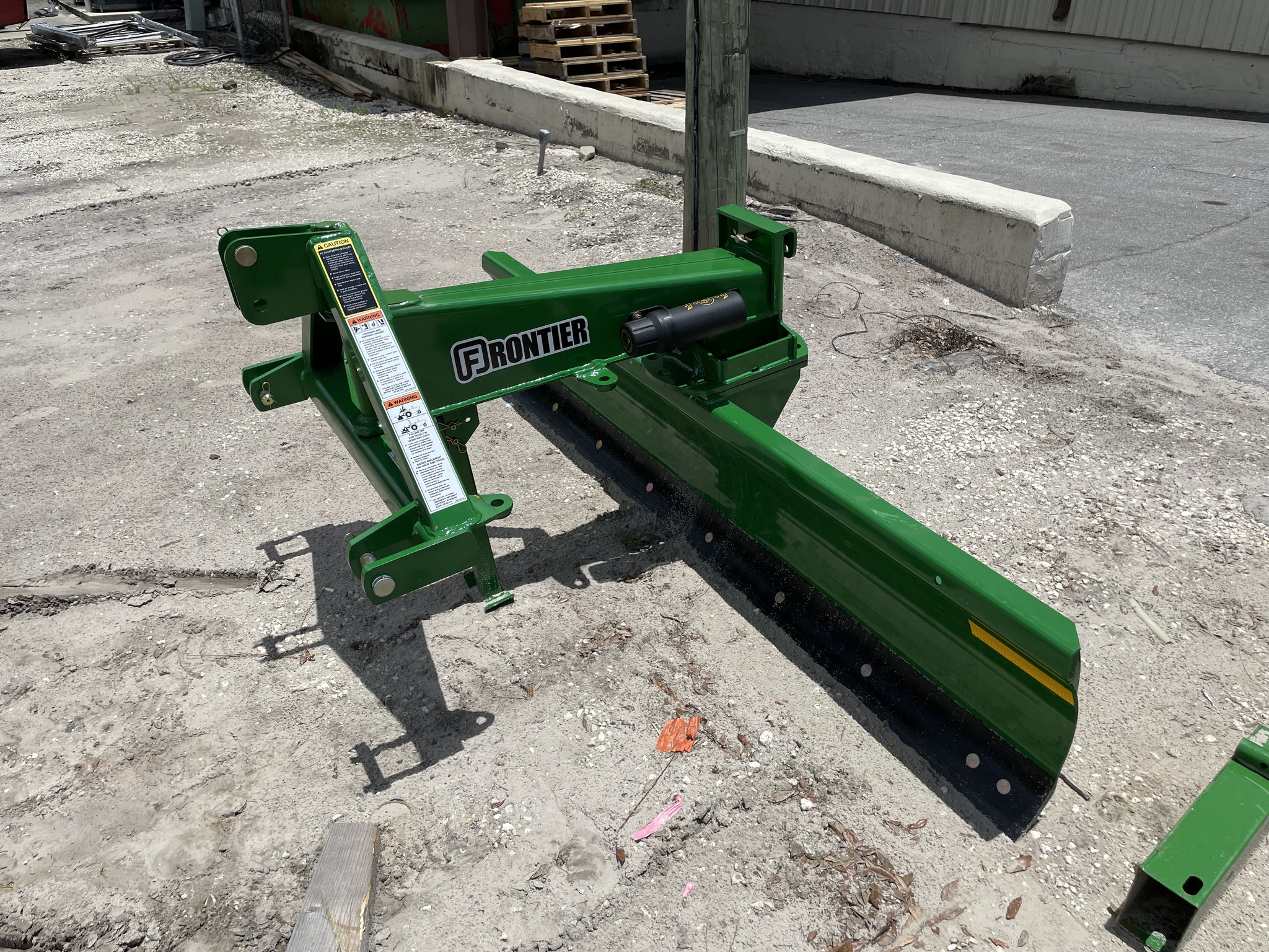2025 Frontier RB2296 Image 1