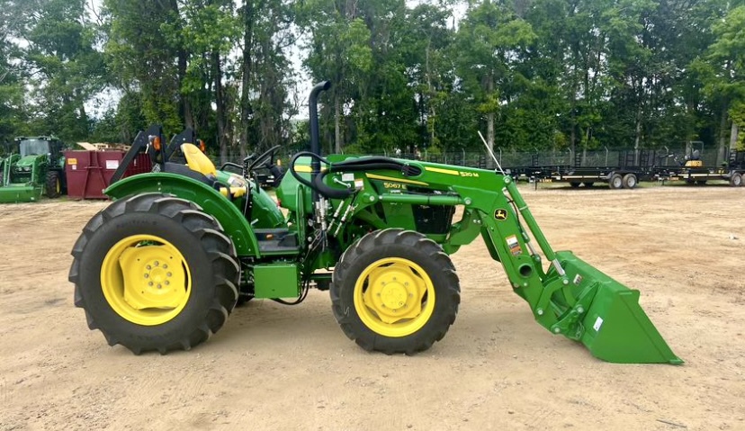 2025 John Deere 5067E Image 3