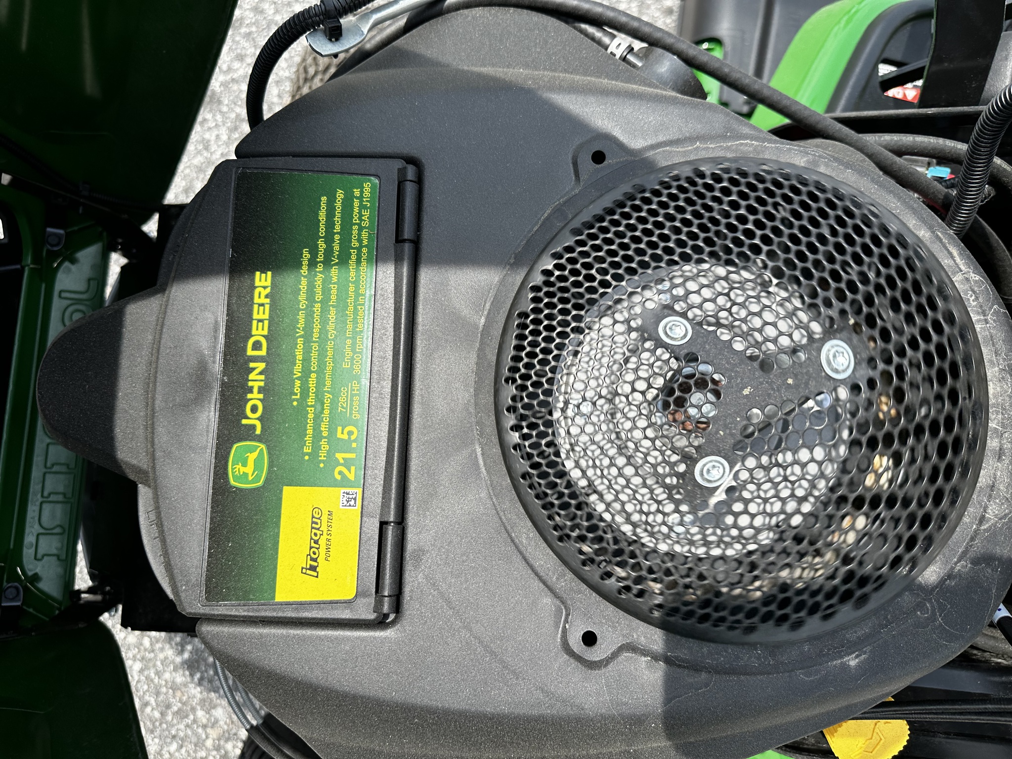 2025 John Deere X370 Image 6