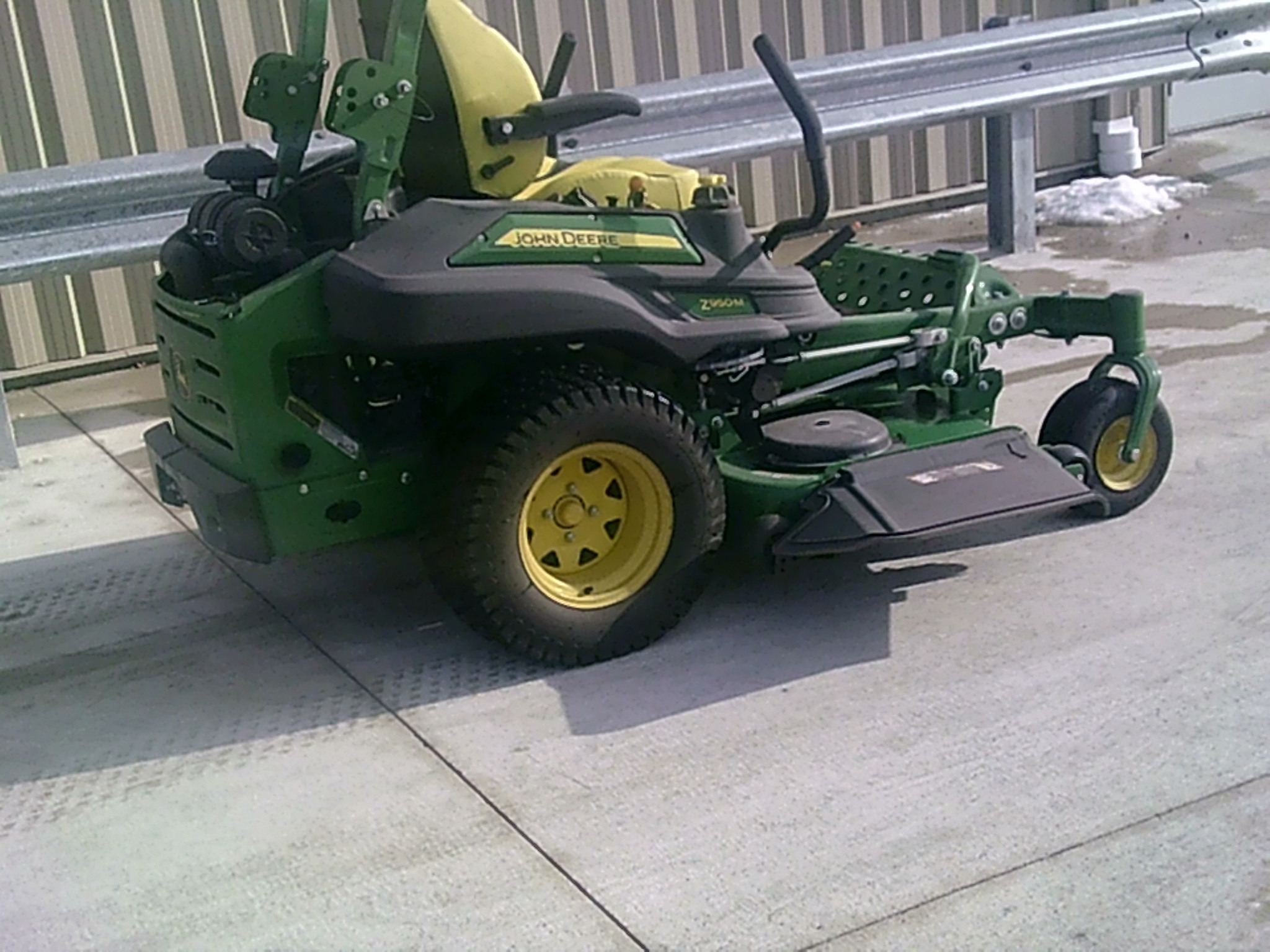 2022 John Deere Z950M Image 3
