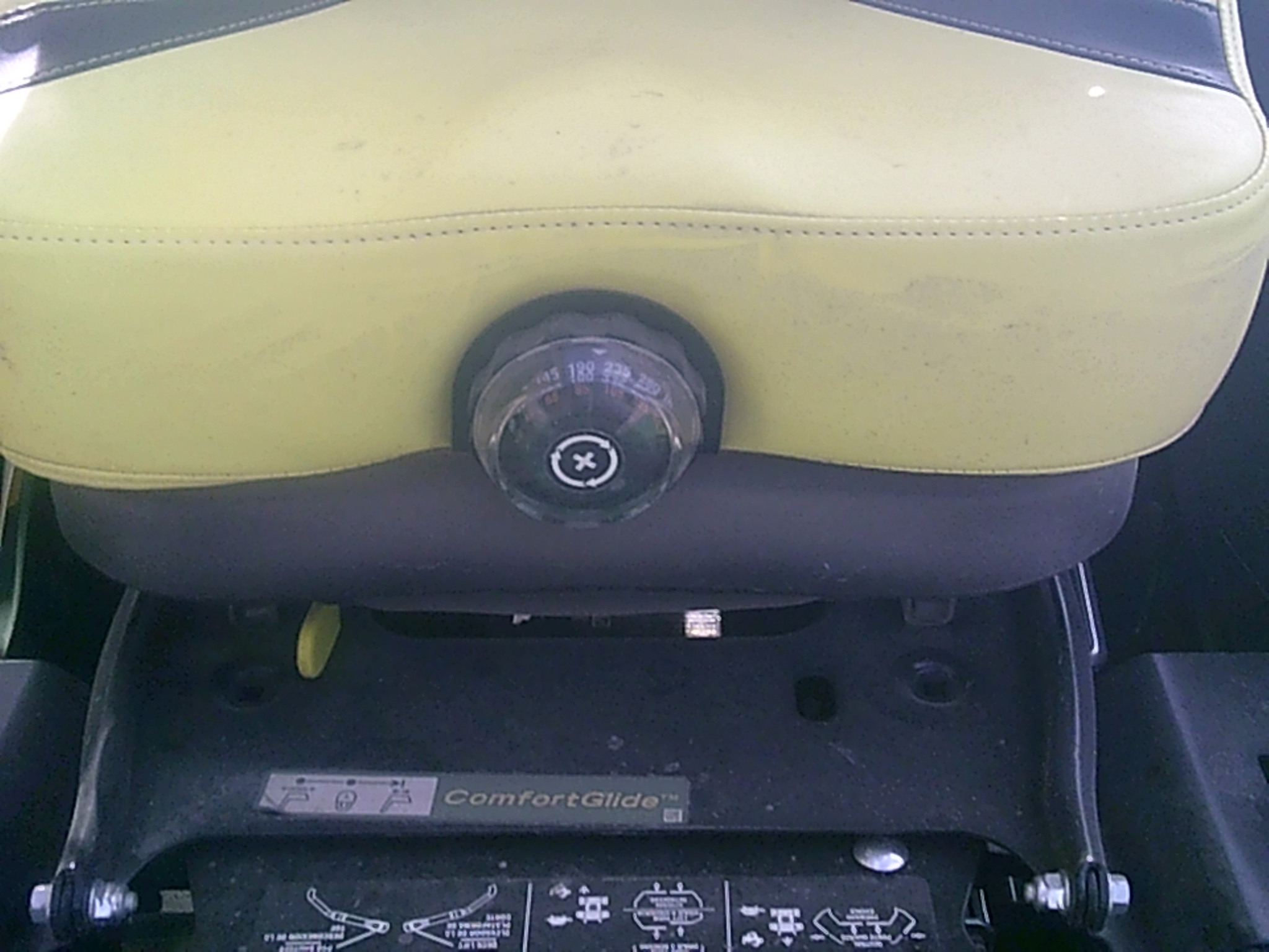 2022 John Deere Z950M Image 9