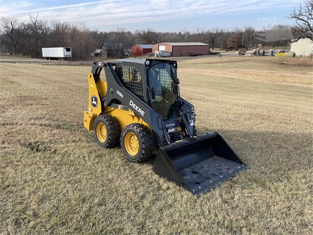 2025 John Deere 318G Image 3