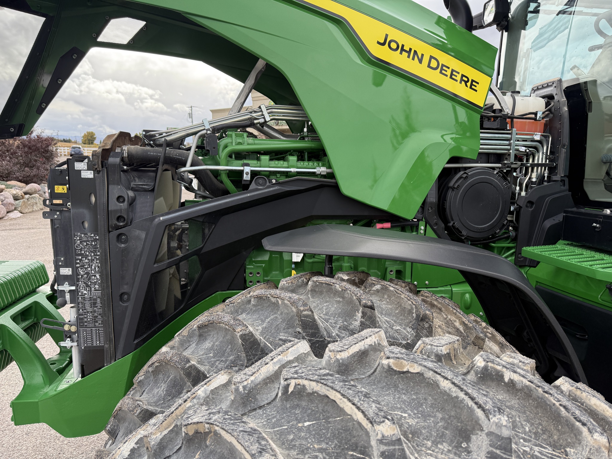 2023 John Deere 8R 310 Image 23
