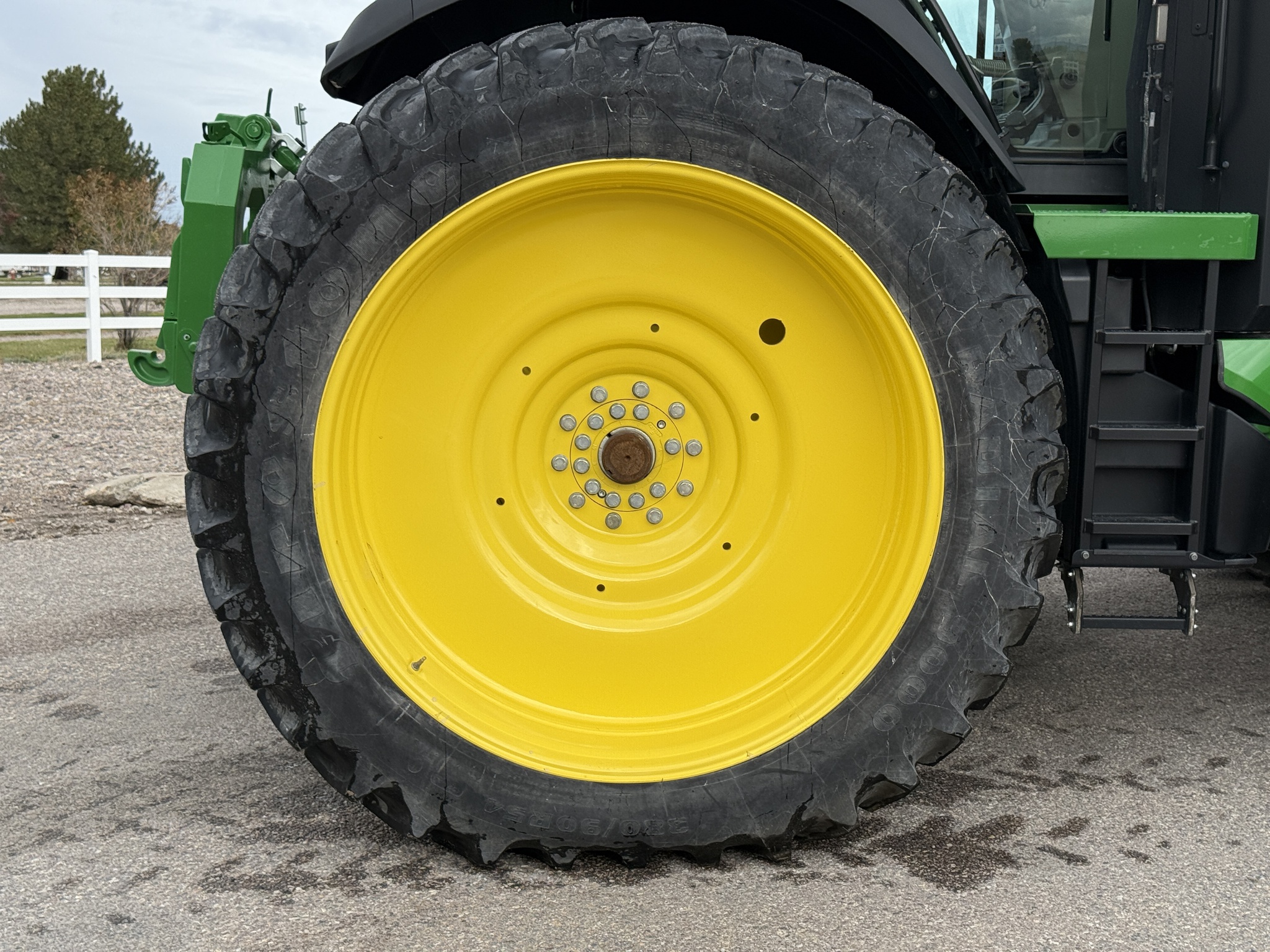 2023 John Deere 8R 310 Image 41