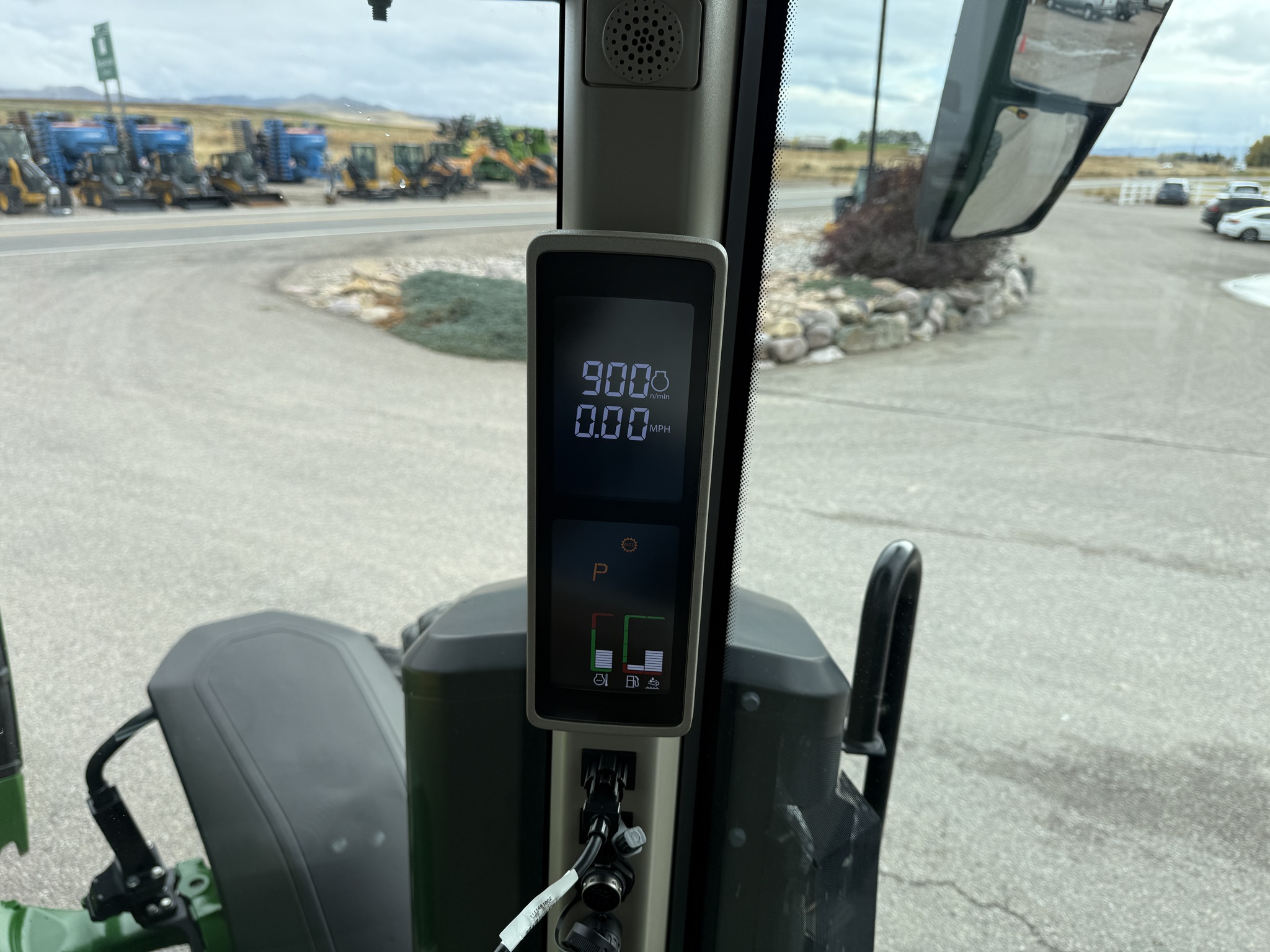 2023 John Deere 8R 310 Image 19