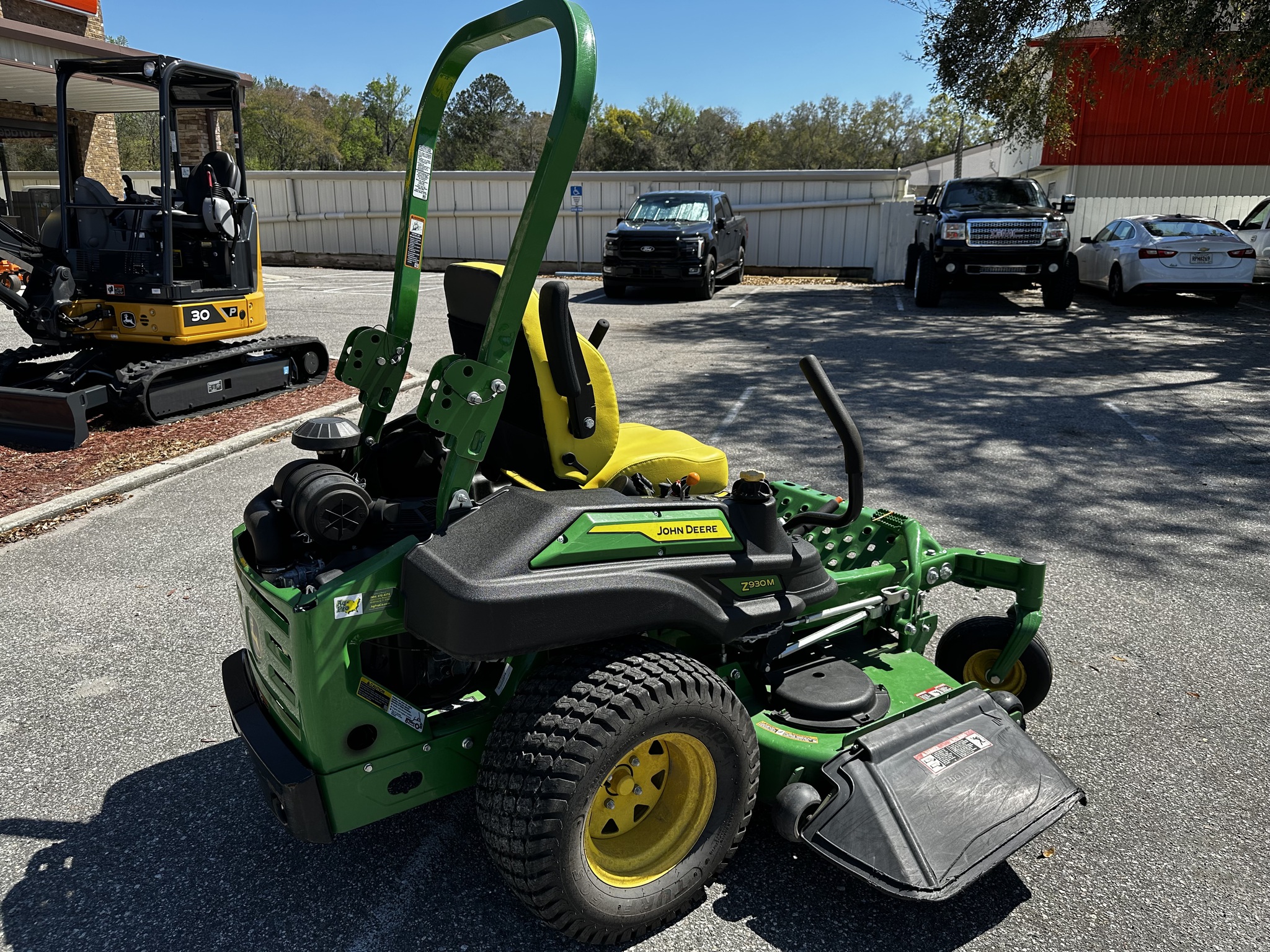 2024 John Deere Z930M Image 5