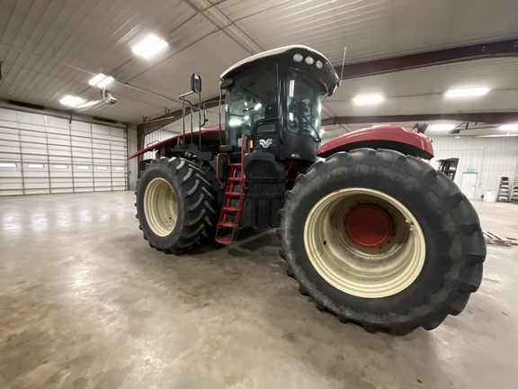 Photo of 2011 Versatile 400