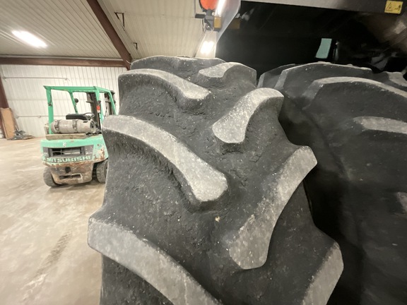 Photo of 2011 Versatile 400