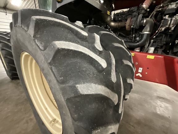 Photo of 2011 Versatile 400