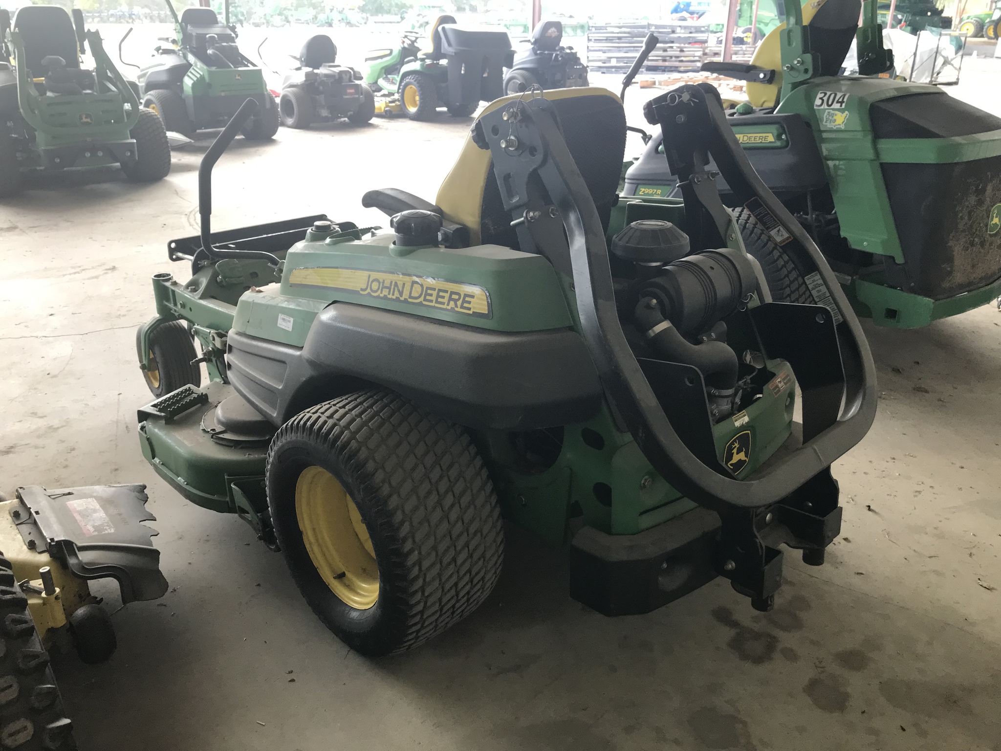 2010 John Deere Z910A Image 1