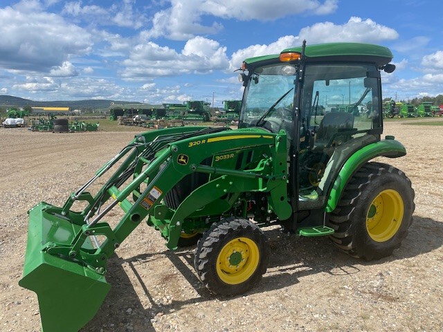 2022 John Deere 3033R Image 1