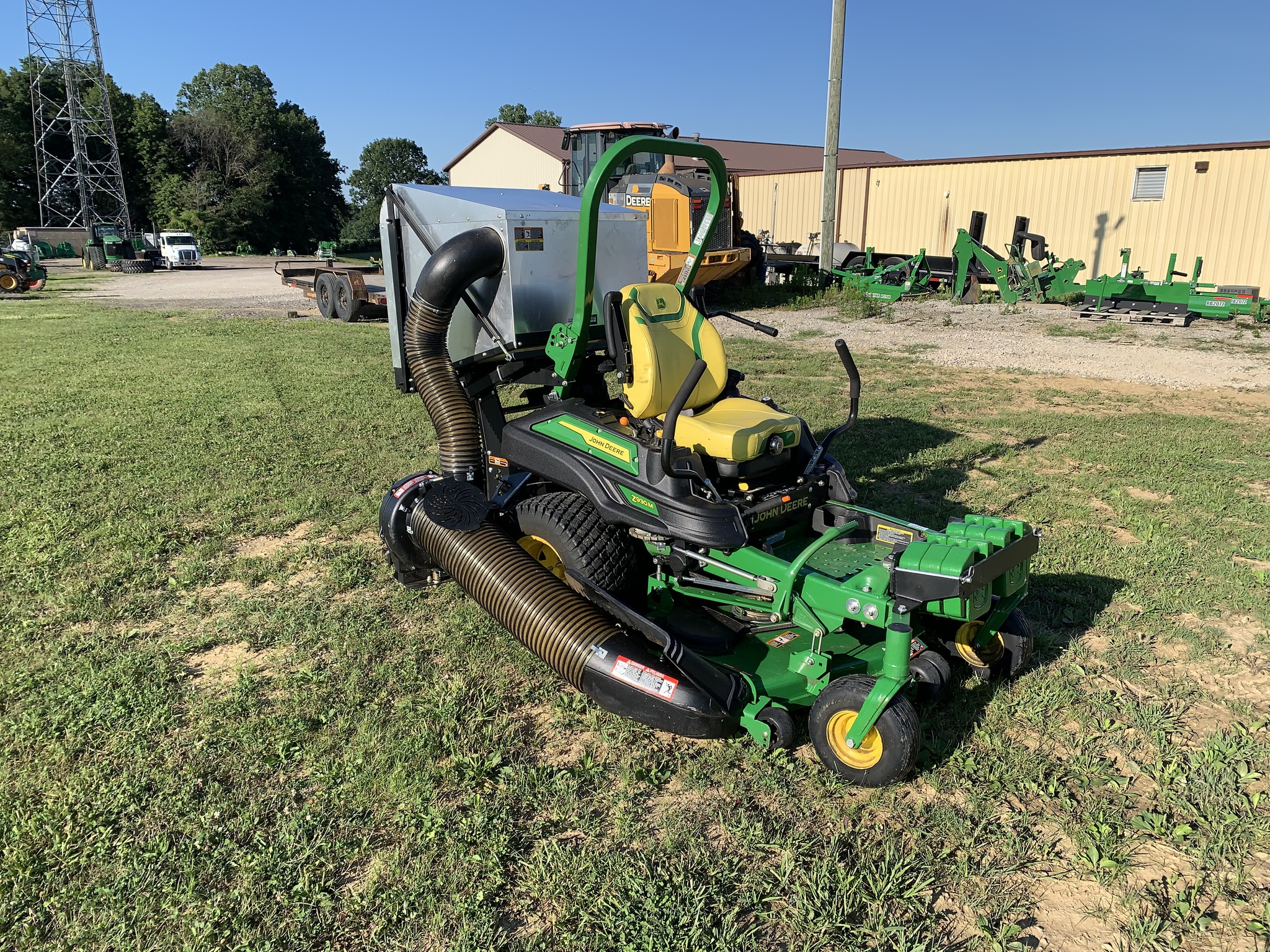 2023 John Deere Z930M Image 8