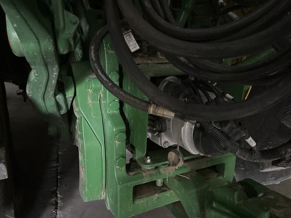 Used 2020 John Deere 1795 Planters: Drawn at Koenig Equipment in Anna, OH - Photo8