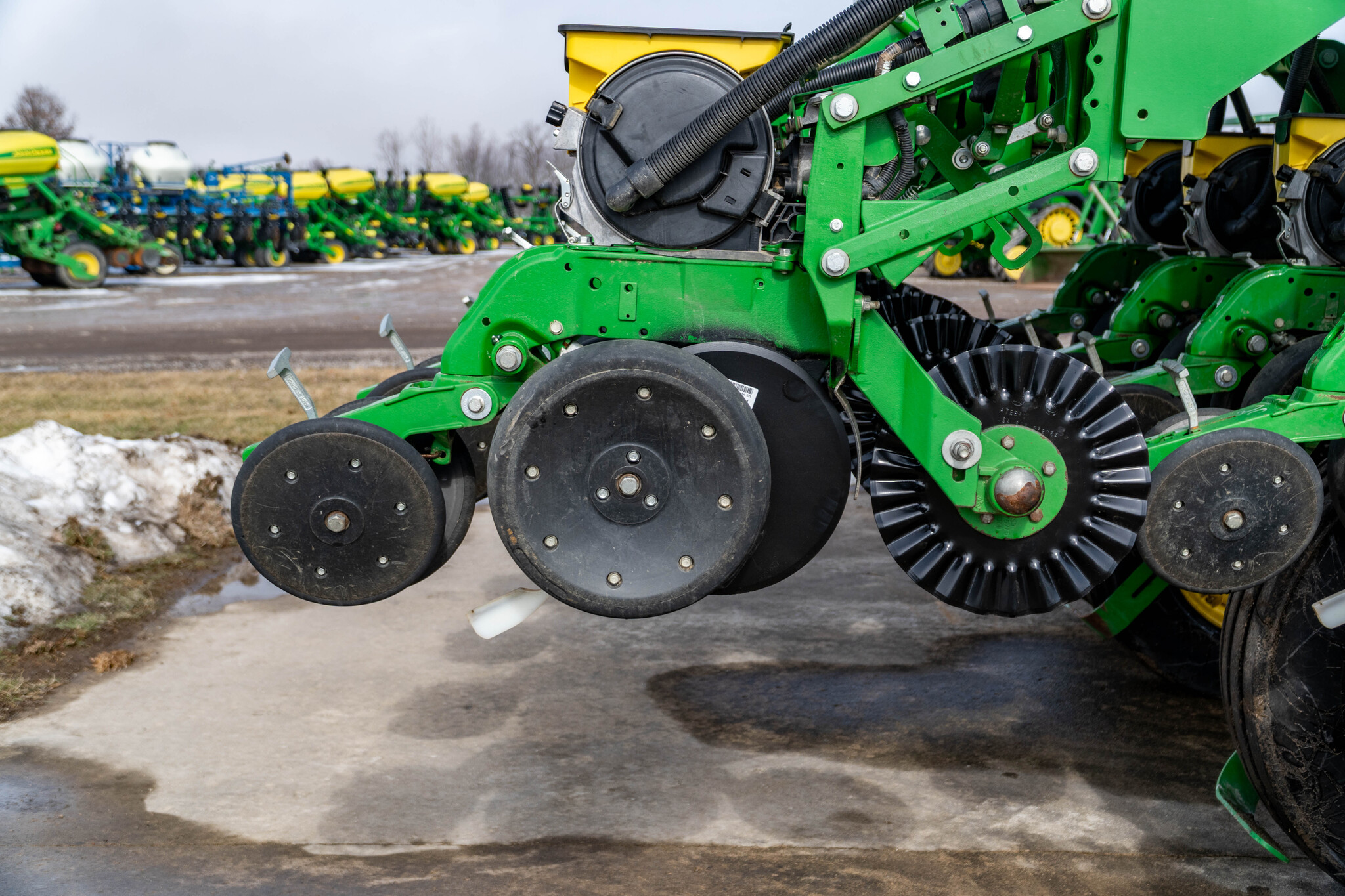 Used 2020 John Deere 1795 Planters: Drawn at Koenig Equipment in Anna, OH - PhotoXL12