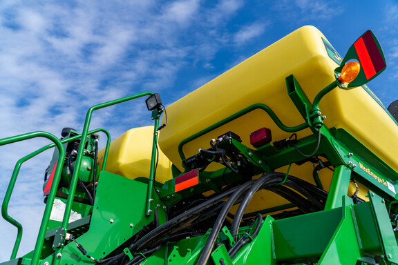 Used 2020 John Deere 1795 Planters: Drawn at Koenig Equipment in Anna, OH - Photo21