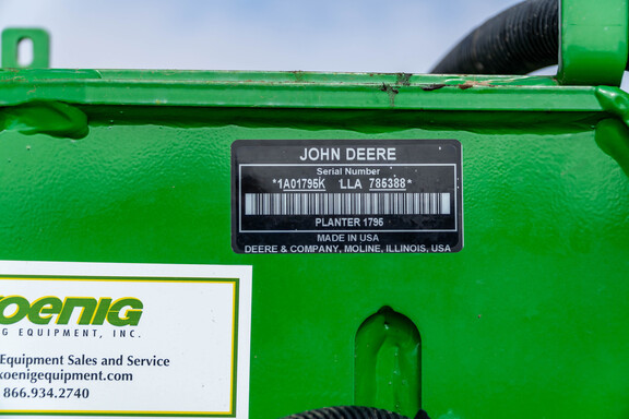 Used 2020 John Deere 1795 Planters: Drawn at Koenig Equipment in Anna, OH - Photo24