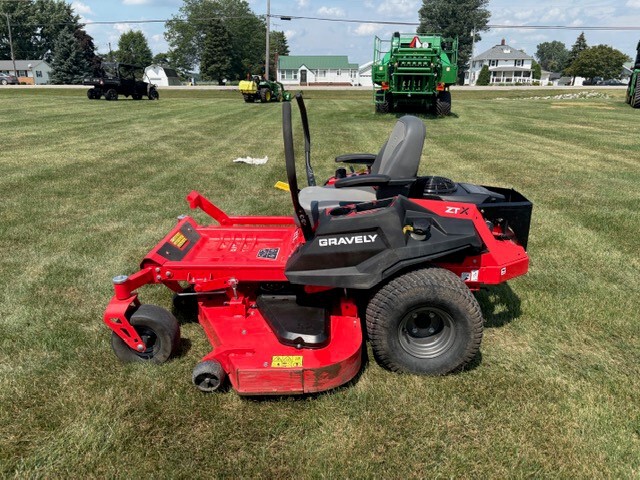 2021 Gravely ZT X 52 Image 3
