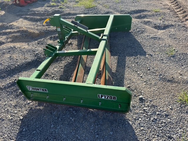 2021 John Deere LP1208 Image 3