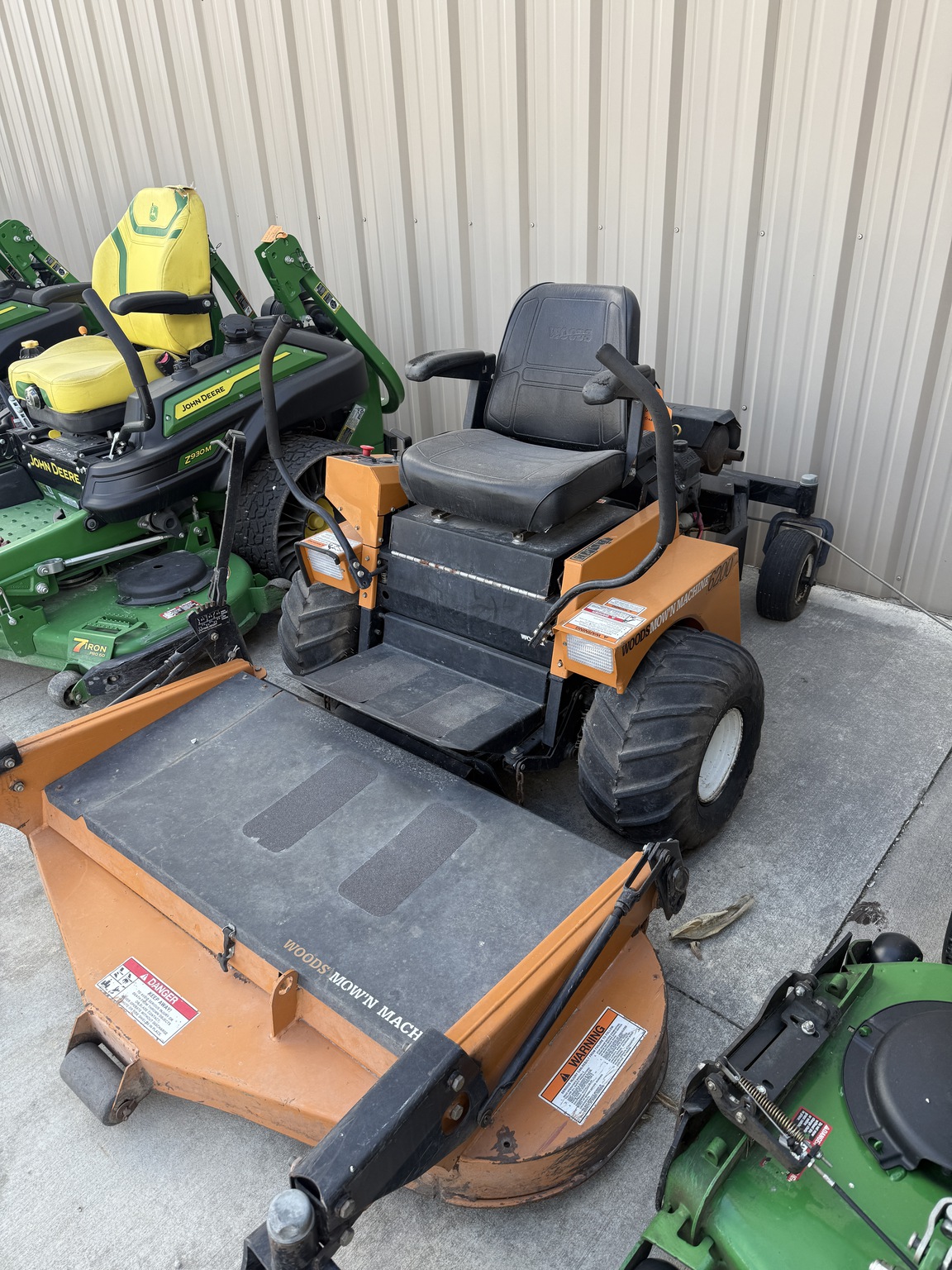 1997 Woods 6200 Image 3