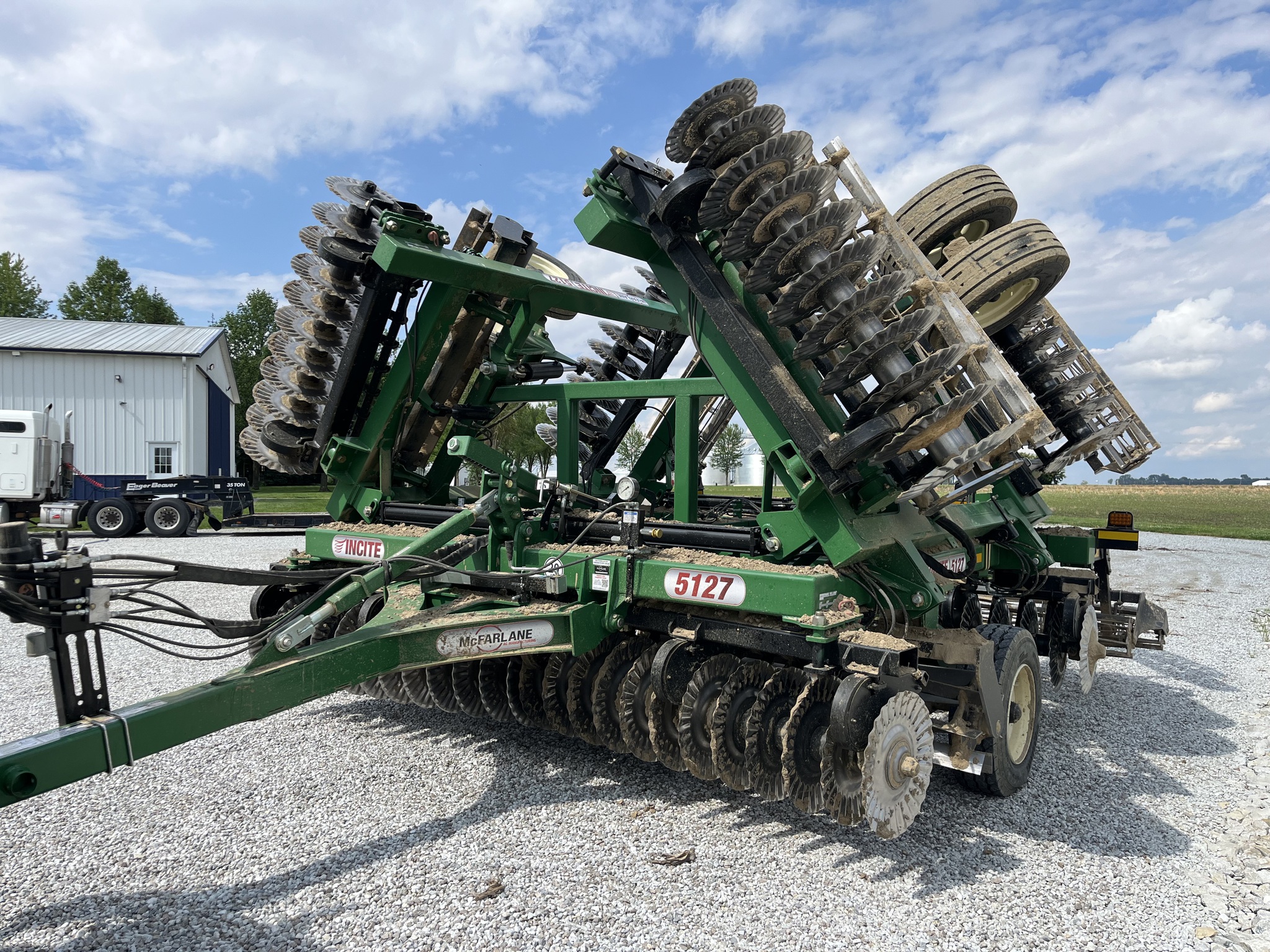 Used 2024 McFarlane IC-5127-DRBH Vertical Tillage at Koenig Equipment in Greensburg, IN - PhotoXL3