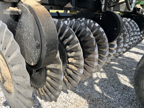 Used 2024 McFarlane IC-5127-DRBH Vertical Tillage at Koenig Equipment in Greensburg, IN - Photo11