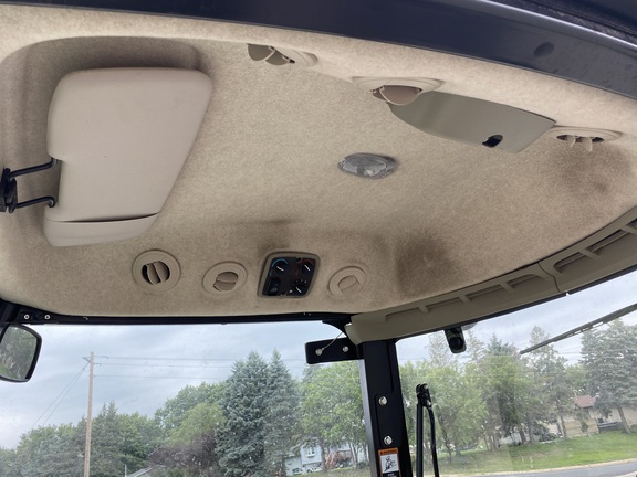 2019 John Deere 4066R - Photo8