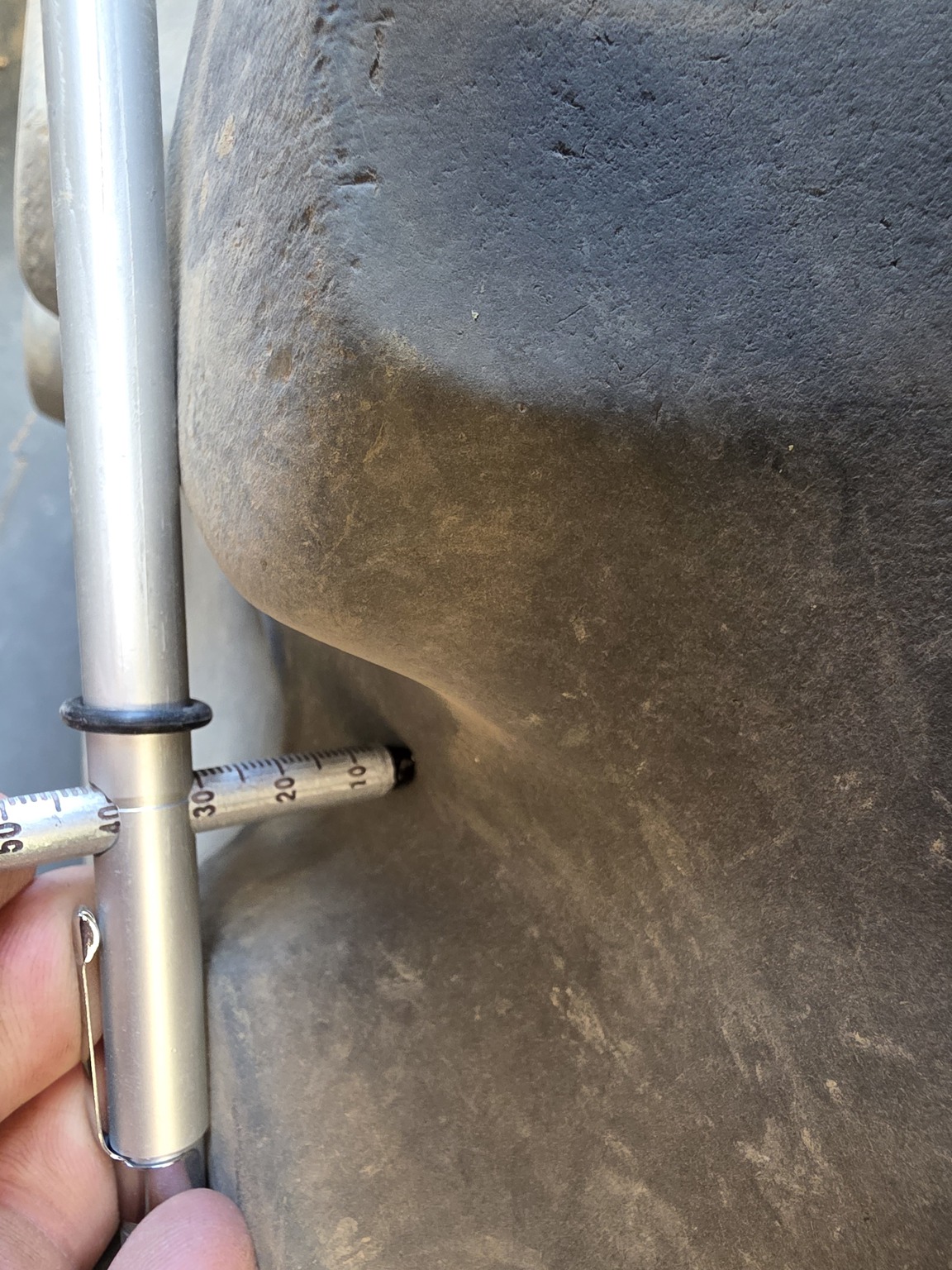 2015 John Deere 8320R Image 17