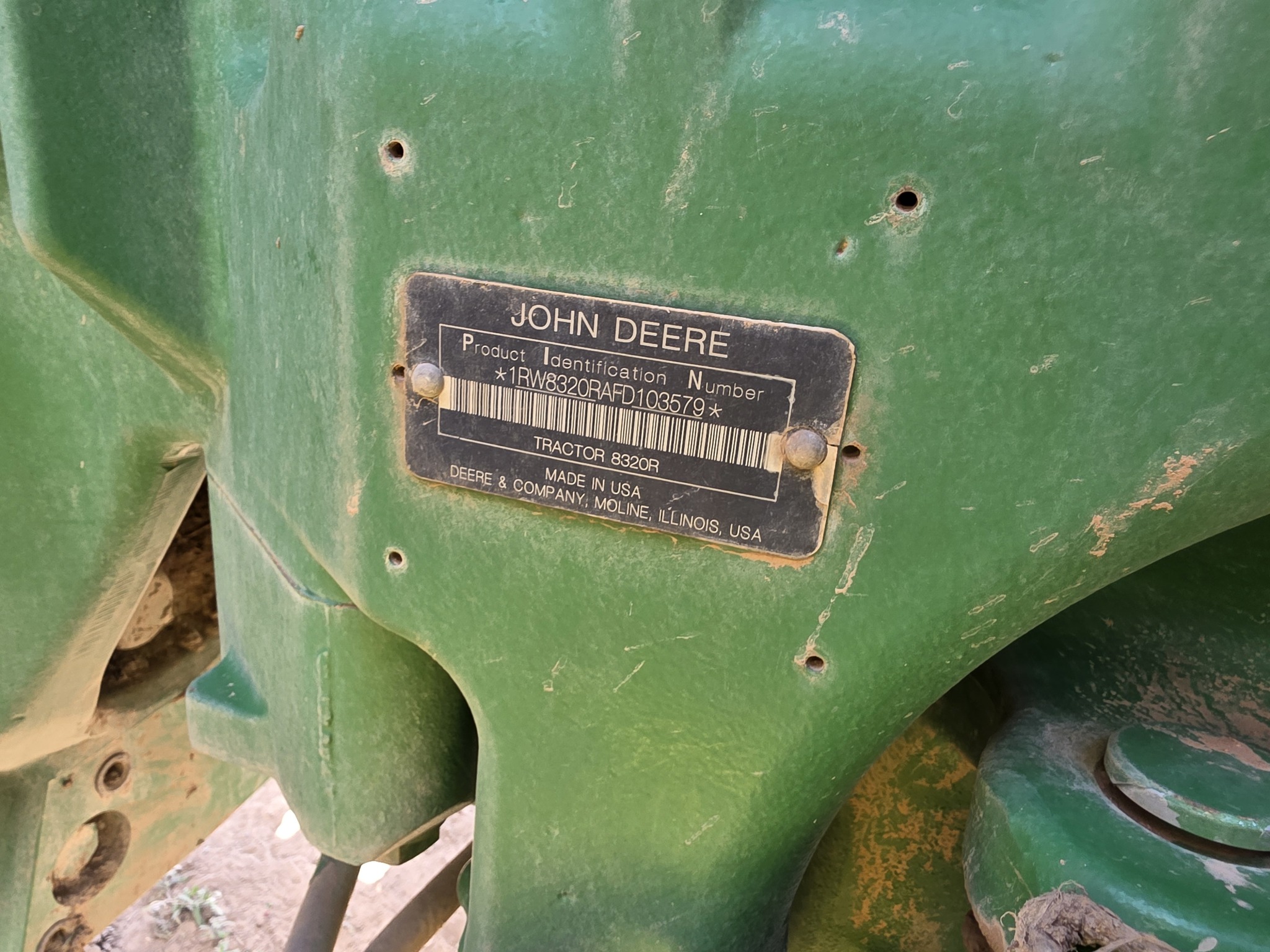 2015 John Deere 8320R Image 24