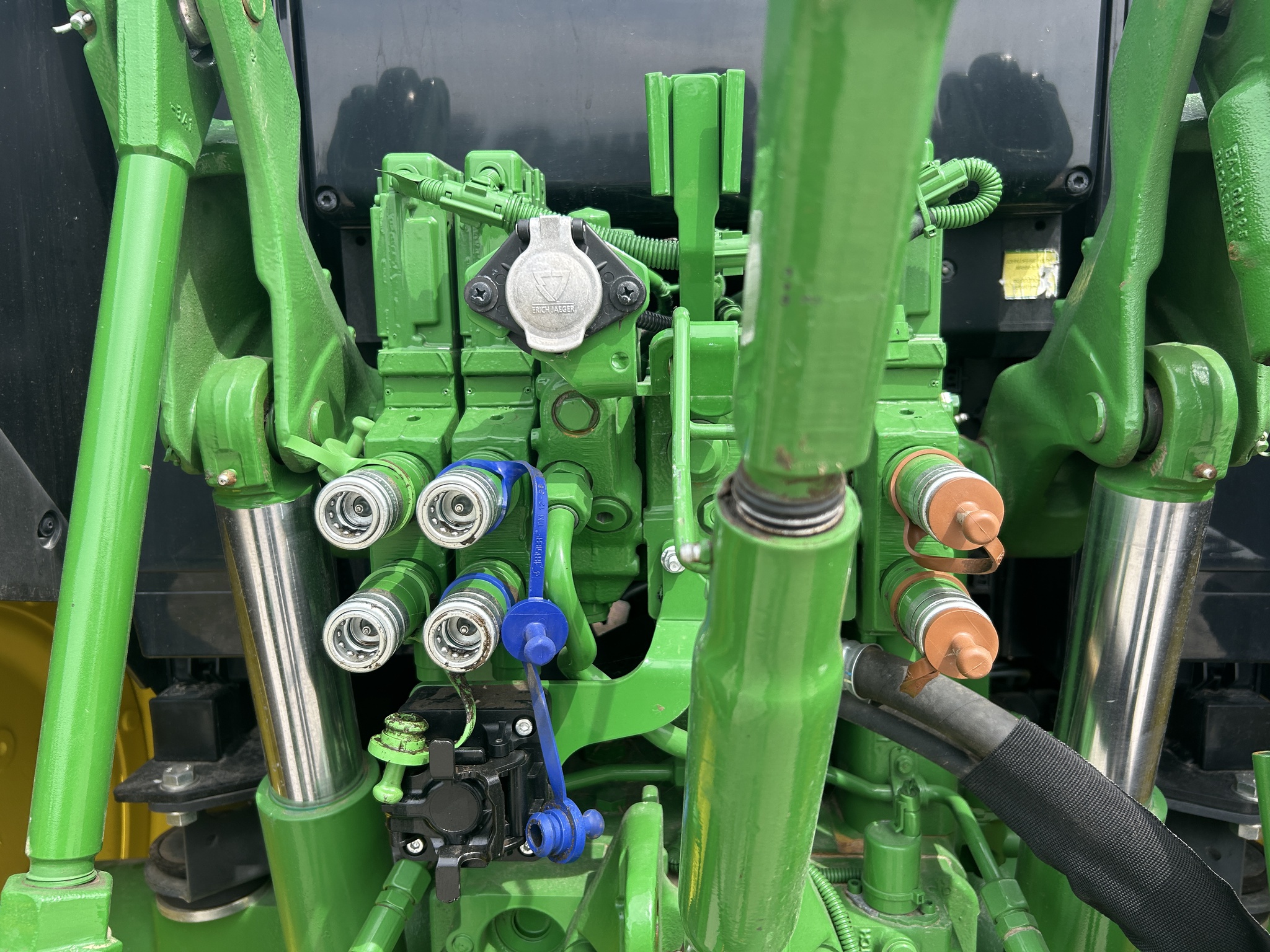  2024 John Deere 6120M at Heritage Tractor in Clinton, MO