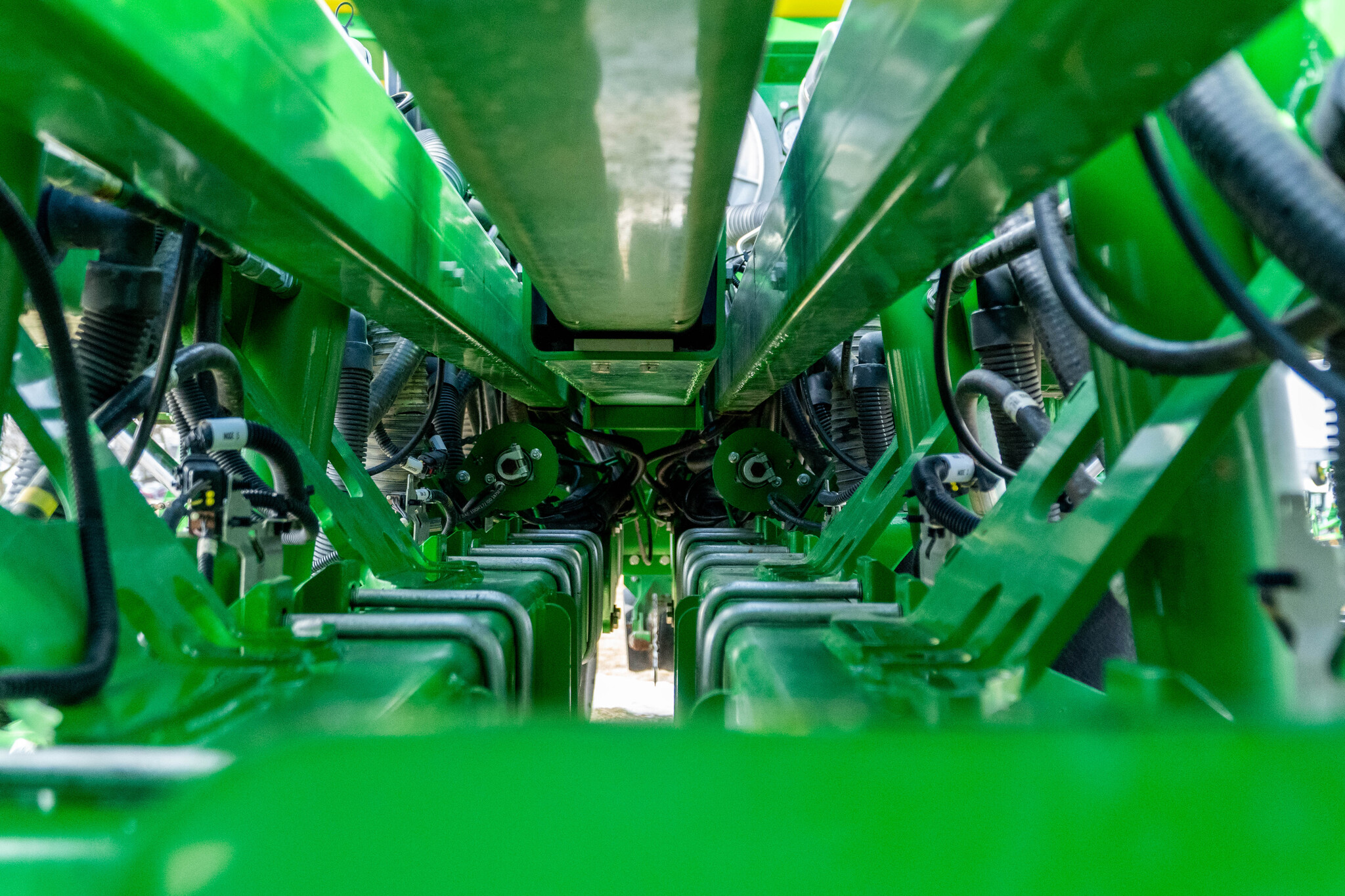 Used 2017 John Deere 1795 Planters: Drawn at Koenig Equipment in Anna, OH - PhotoXL18