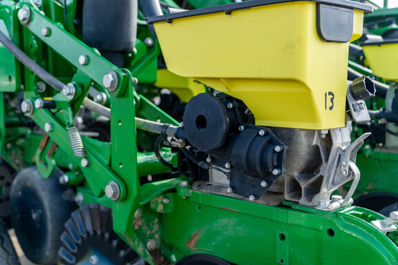 Used 2017 John Deere 1795 Planters: Drawn at Koenig Equipment in Anna, OH - Photo15